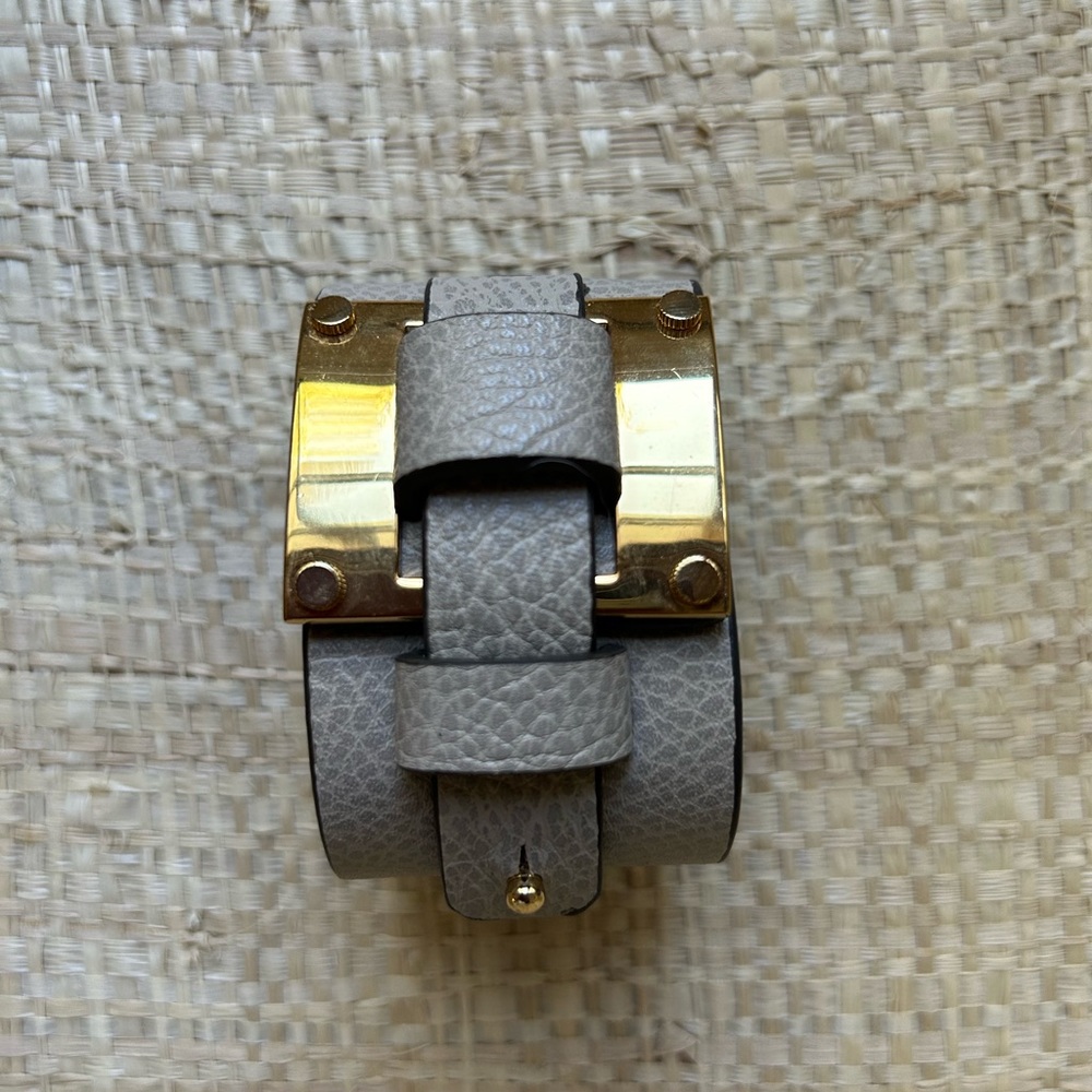 EUC India Hicks Lady P Taupe Grey And Gold Cuff Bracelet Size S/M - Picture 3 of 5
